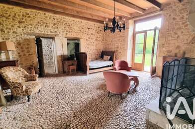 Maison 12 pièces 374000 €