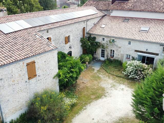 Vente Maison/villa 12 pièces — photo du bien