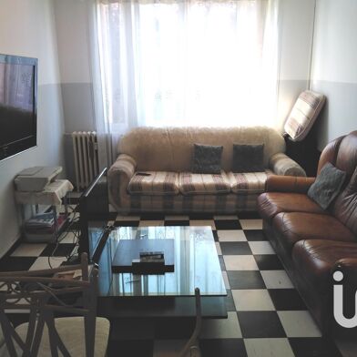 Appartement 3 pièces 77000 €