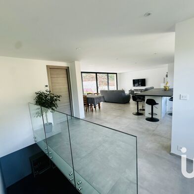 Maison 5 pièces 820000 €