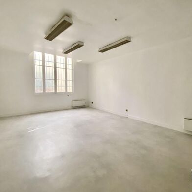 Commerce  119000 €