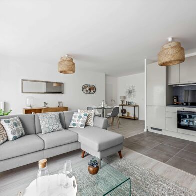 Appartement 4 pièces 347100 €