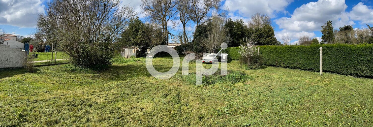 Terrain  783 m² à vendre à Saint-Laurent-de-la-Prée (17450)