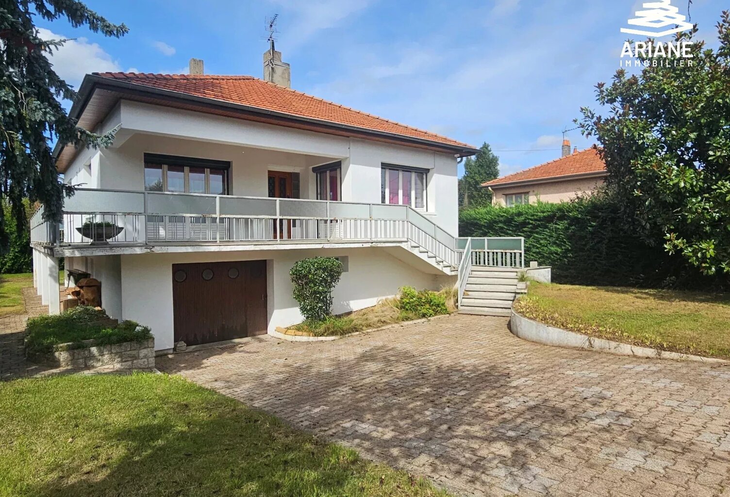 Maison T5 de 135m² sur 874m² de terrain — photo 1