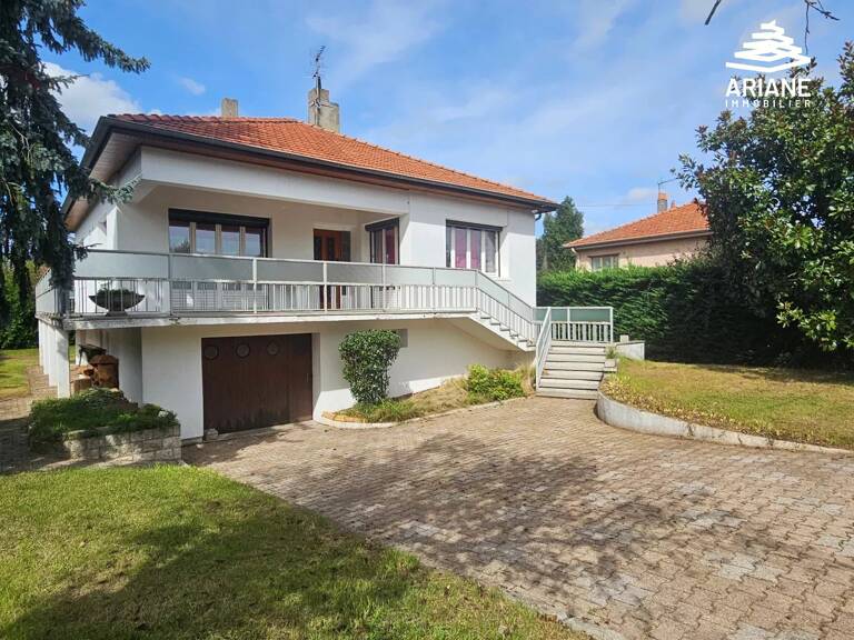 Maison T5 de 135m² sur 874m² de terrain — photo 1