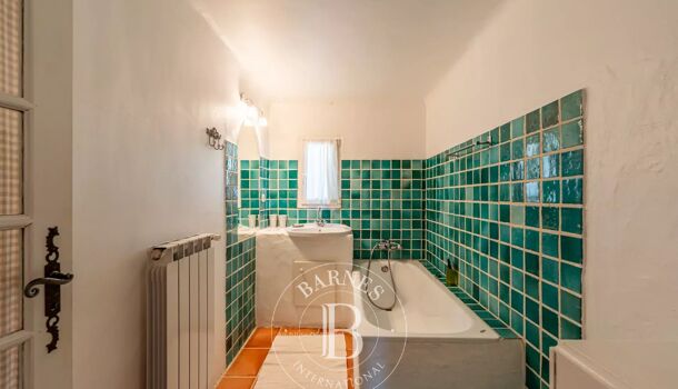 Villa / Maison 7 pièces  à vendre Céreste 04280