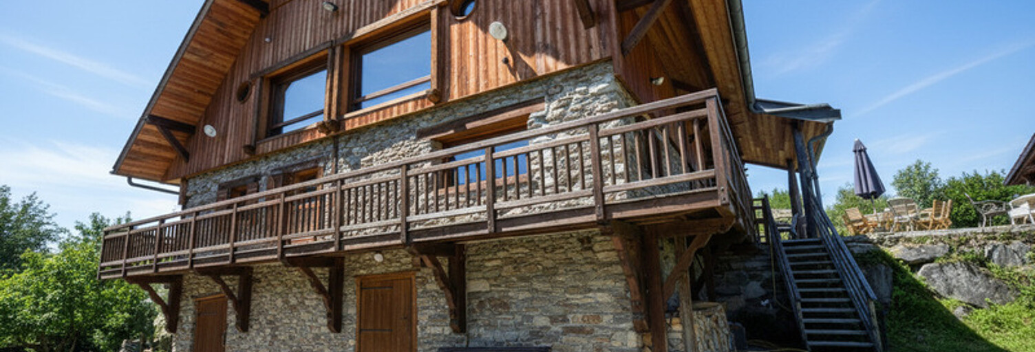 Maison 60 Pièces 217 m² à vendre à Ugine (73400)