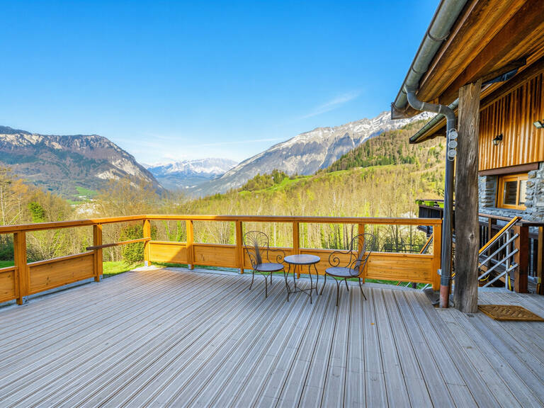 A vendre sur 2,4 ha en pleine nature 1 Chalet Rénové + 1 ancien chalet à réhabiliter — photo 1
