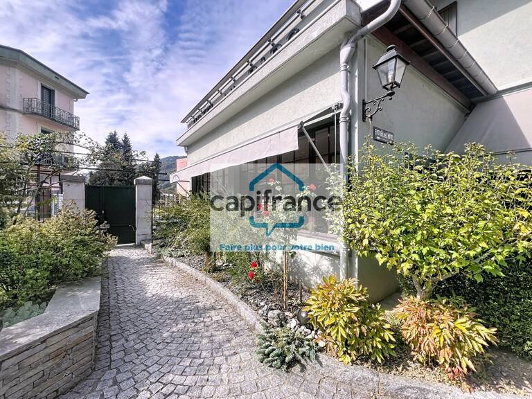 A vendre VALGELON-LA ROCHETTE (73) Murs 406 m² + sous sol, sur parcelle de 1 053m² — photo 1