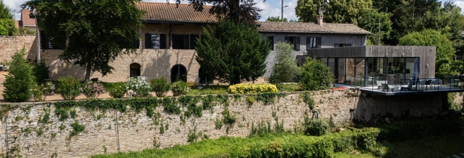 Maison 9 Pièces 422 m² à vendre à Mâcon (71000)