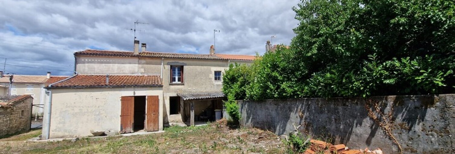 Maison 6 Pièces 130 m² à vendre à Surgères (17700)