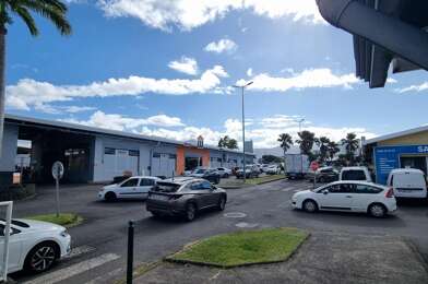 Commerce 2 pièces 2600 €