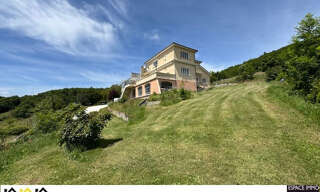 Maison 10 Pièces 337 m² à vendre à Saint-Laurent-en-Beaumont (38350)