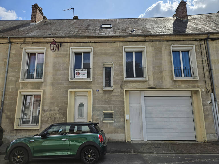 Maison 8 pièces 141 m² — photo 1