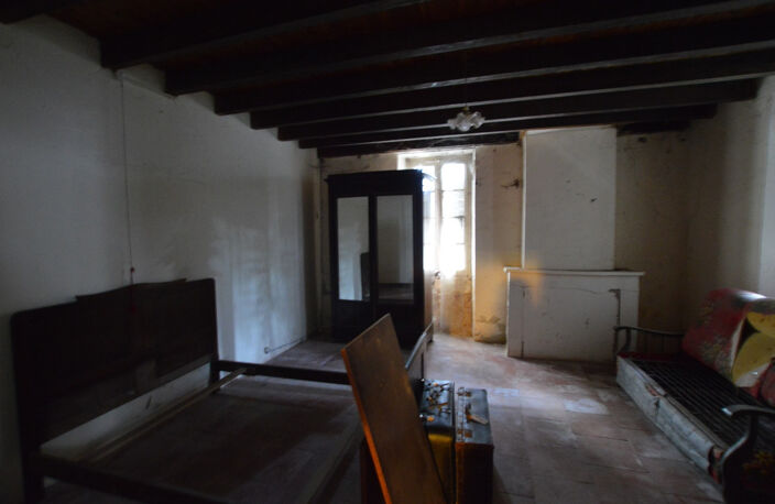 Bâtisse en pierre à rénover — photo 5