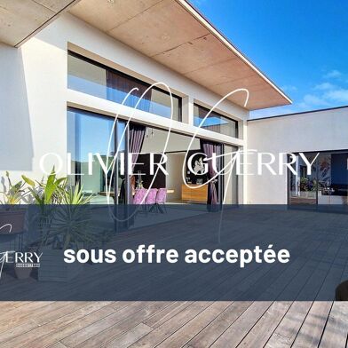 Maison 4 pièces 677000 €
