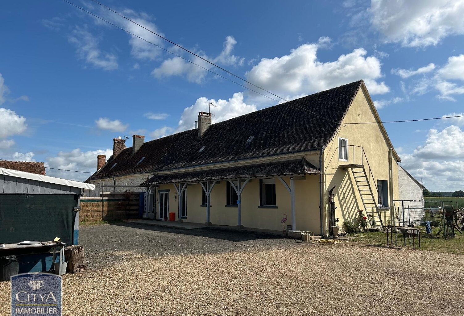 Vente maison 6 pièces 200 m² Noyant-Villages (49390) — photo 1