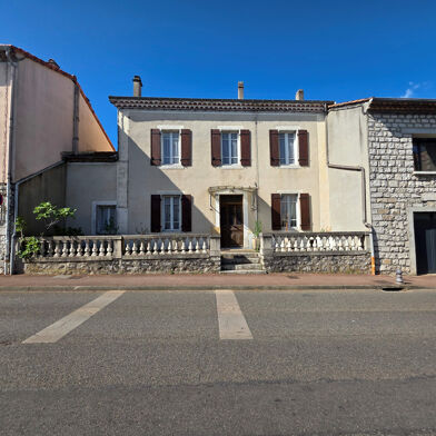 Maison 8 pièces 296800 €