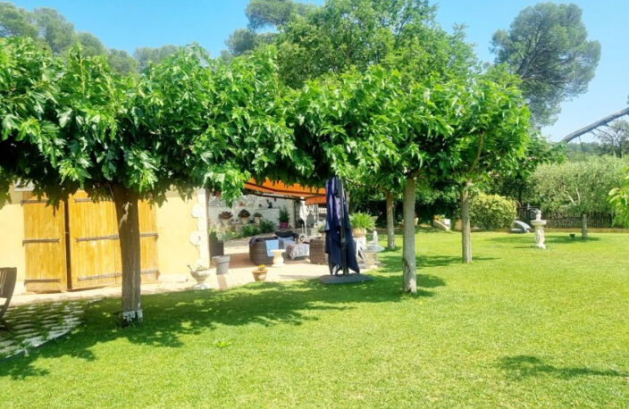 Draguignan villa F6 197m2 piscine garage terrasse 3800m terr — photo 3