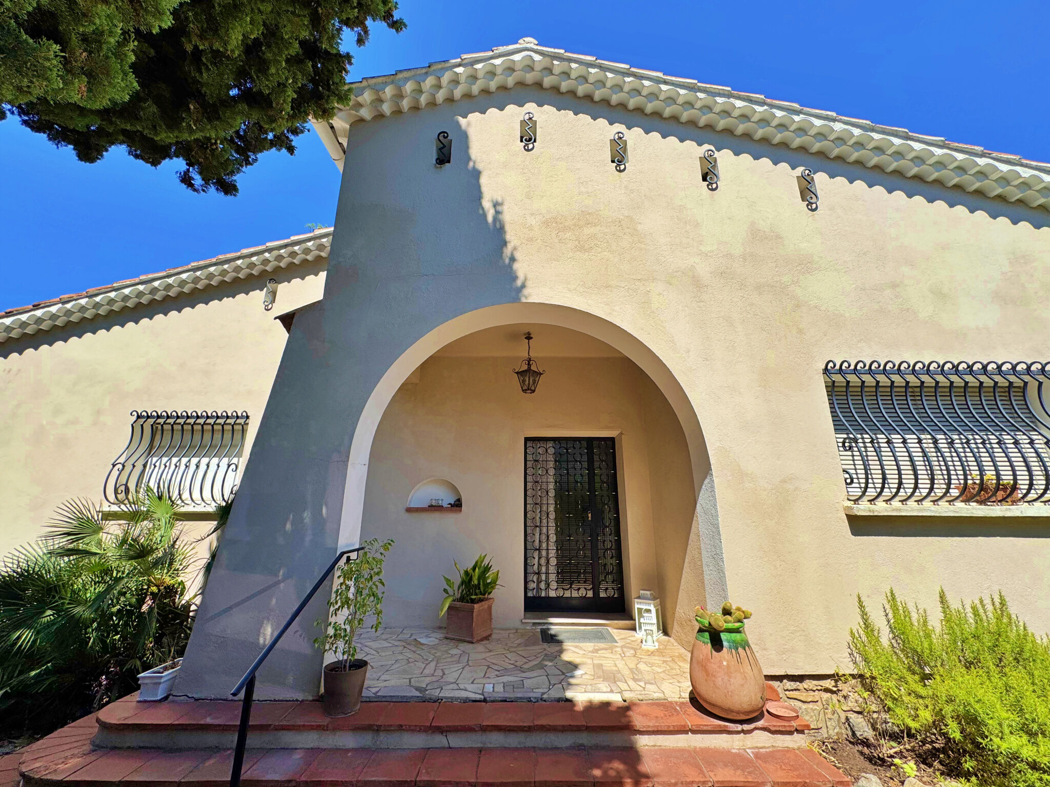 Villa / Maison  T6 à vendre Toulon 83100