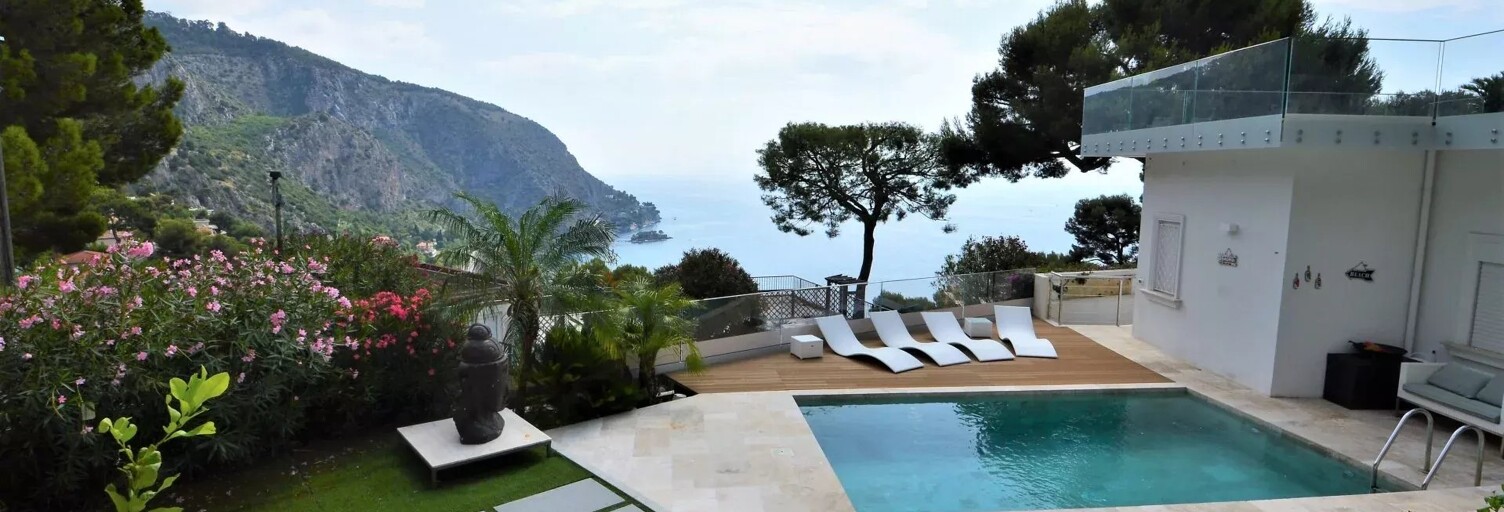 Maison 5 Pièces 180 m² à louer à Èze (06360)