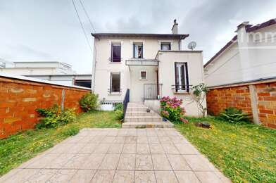 Maison 4 pièces 599900 €