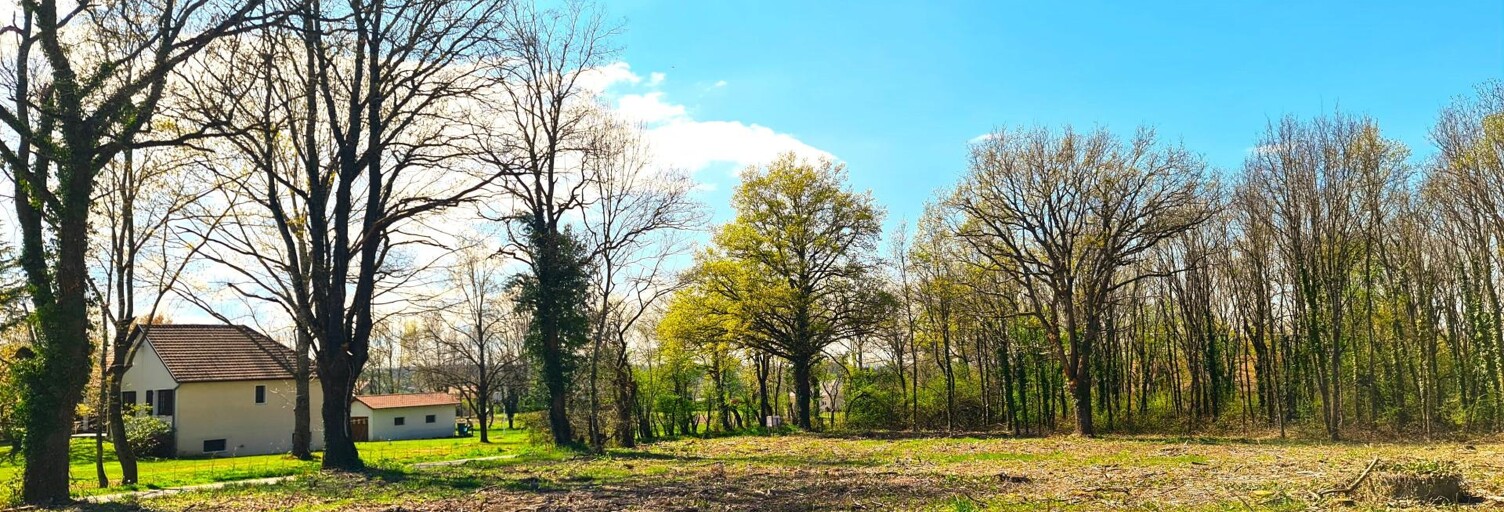 Terrain  1220 m² à vendre à Saint-Étienne-de-Vicq (03300)