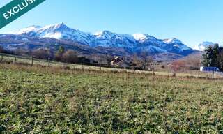 Terrain  1460 m² à vendre à Saint-Laurent-du-Cros (05500)