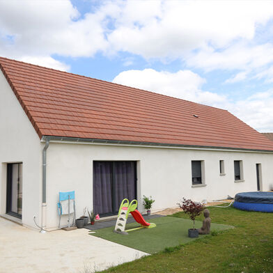 Maison 5 pièces 319900 €