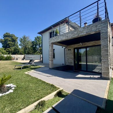 Maison 8 pièces 620000 €