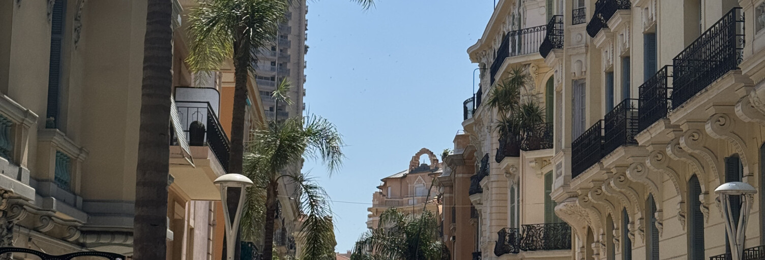 Commerce  56 m² à vendre à Beausoleil (06240)