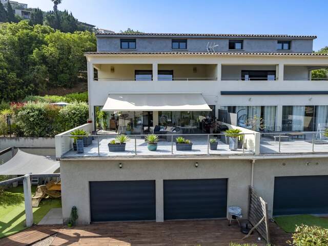 Appartement — photo du bien