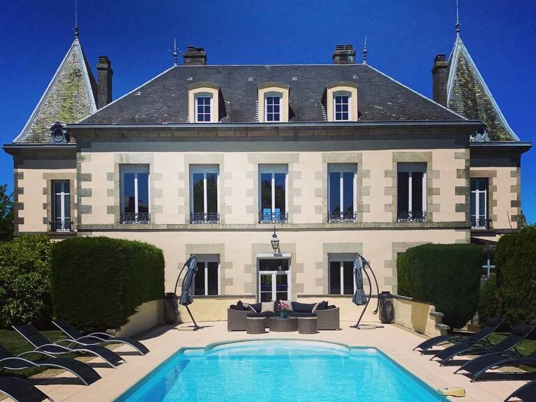 Château — photo 1