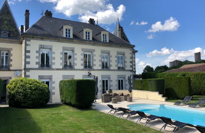 Château — photo 2