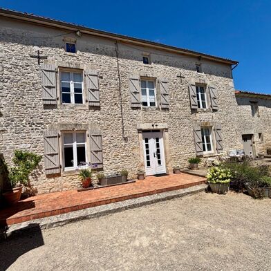 Maison 17 pièces 515000 €