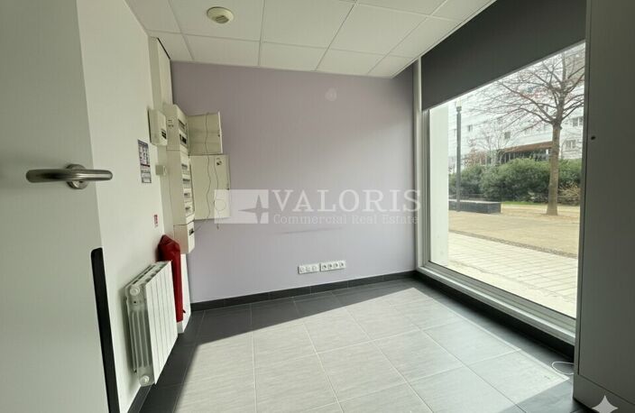 LOCAL COMMERCIAL à LOUER — photo 3