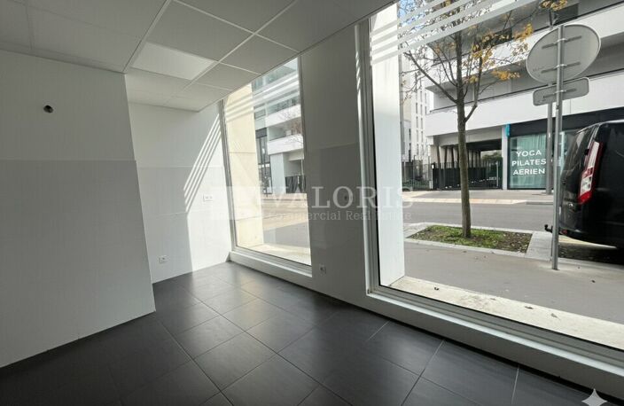 LOCAL COMMERCIAL à LOUER — photo 4