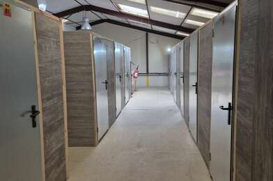 Commerce  1431000 €