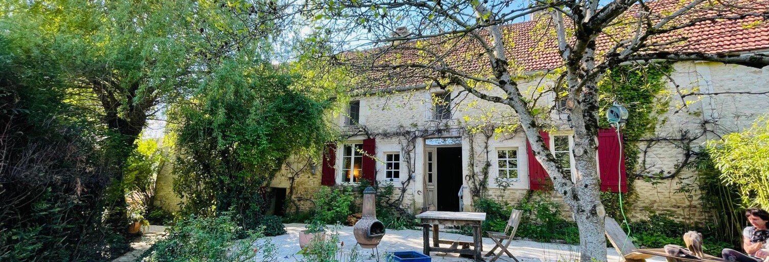 Maison 8 Pièces 215 m² à vendre à Rouvres-sur-Aube (52160)