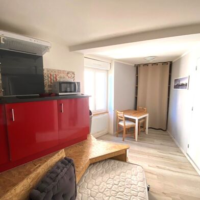 Appartement 1 pièces 360 €