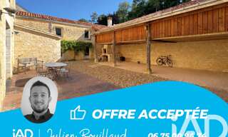 Maison 10 Pièces 236 m² à vendre à Fontenay-le-Comte (85200)