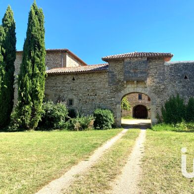 Maison 15 pièces 840000 €