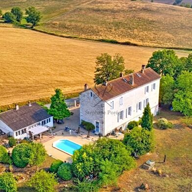 Maison 10 pièces 384000 €