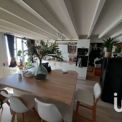 Appartement 4 pièces 131000 €