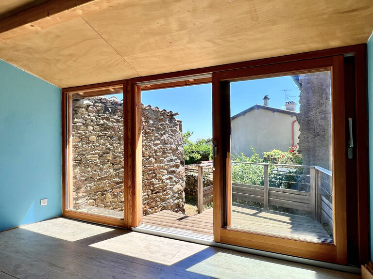 Maison de caractère avec terrasse et jardin   Riverie — photo 1