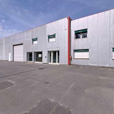 Commerce  2050000 €