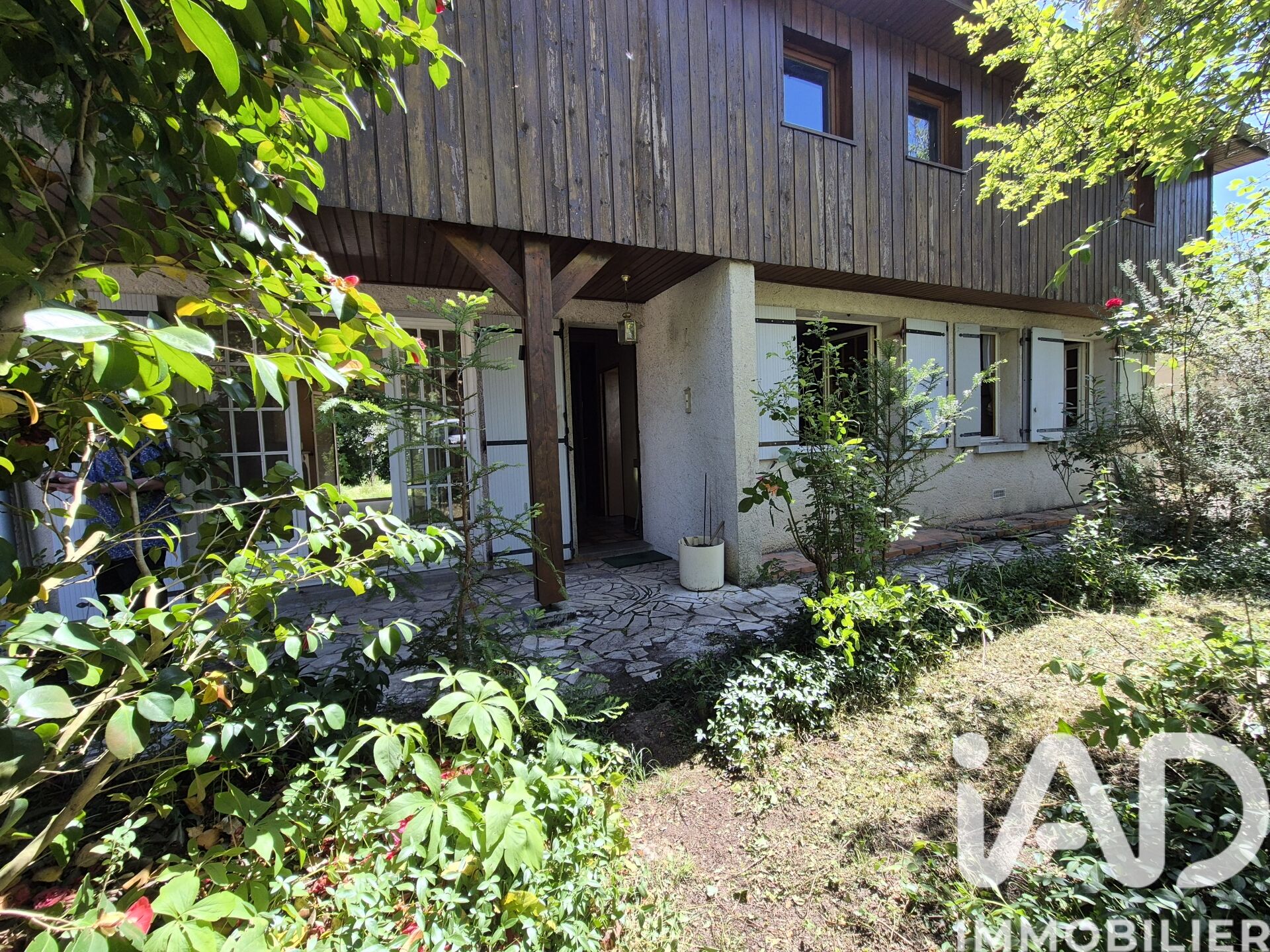 Vente Maison/villa 8 pièces - Photo 2