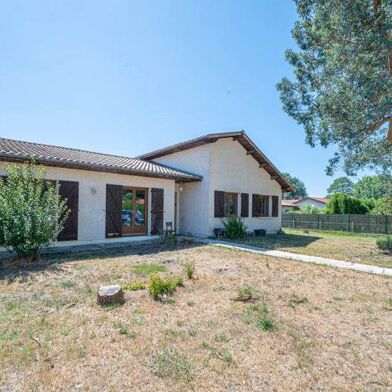 Maison 5 pièces 317700 €