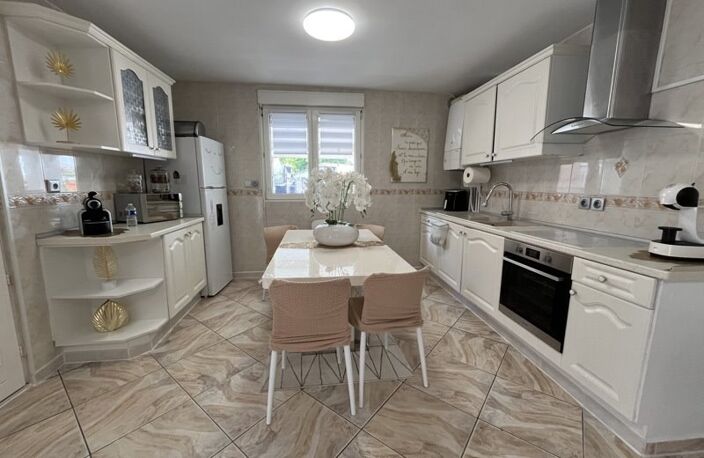 Vente maison 3 pièces 67 m² Bordeaux (33300) — photo 4
