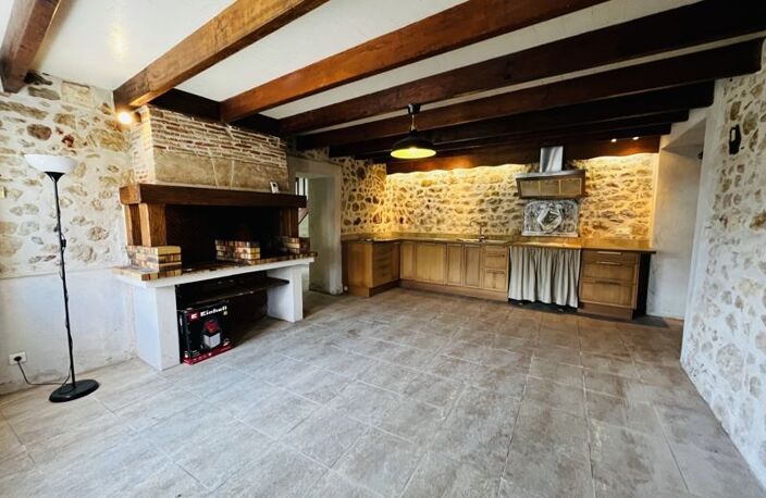 Vente maison 5 pièces 153 m² Parcoul-Chenaud (24410) — photo 2